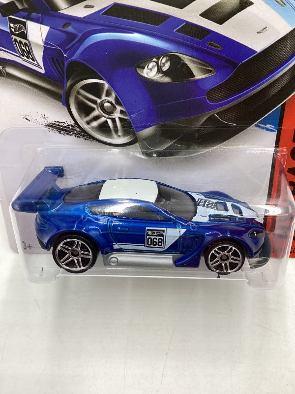 2015 Hot Wheels HW Race #149 Aston Martin Vantage GT3 Blue 107D Online Sale