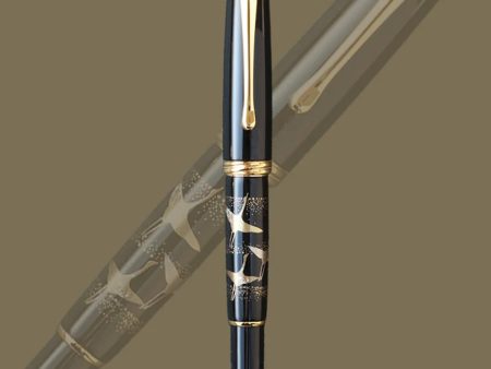 Wancher x Kuretake Yumeginga Kindai Maki-e Kakuju Fountain Pen - Black GT For Sale